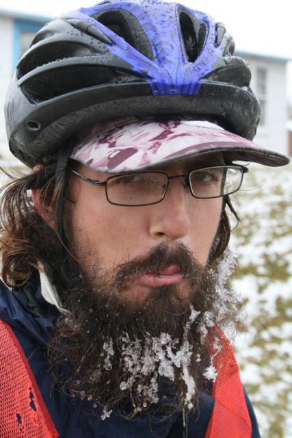 USA, Minnesota - Jim! Snow on the way to Rochester