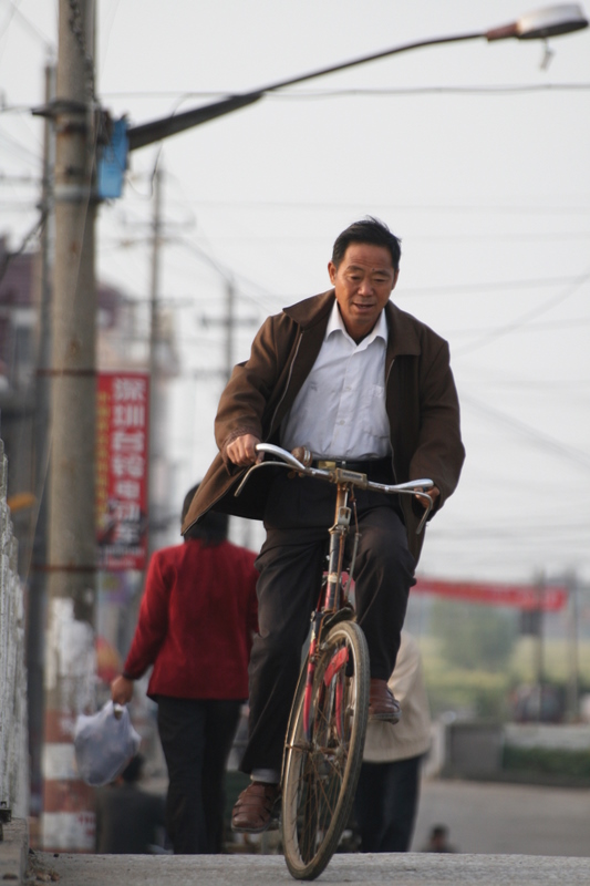 Oct 9 2007 - Changrong village, Jiangsu Prov, China. Morning on the street.