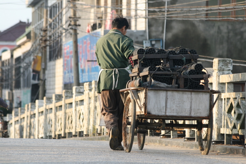 Oct 9 2007 - Changrong village, Jiangsu Prov, China. Morning on the street.