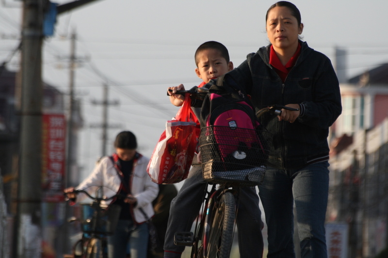 Oct 9 2007 - Changrong village, Jiangsu Prov, China. Morning on the street.