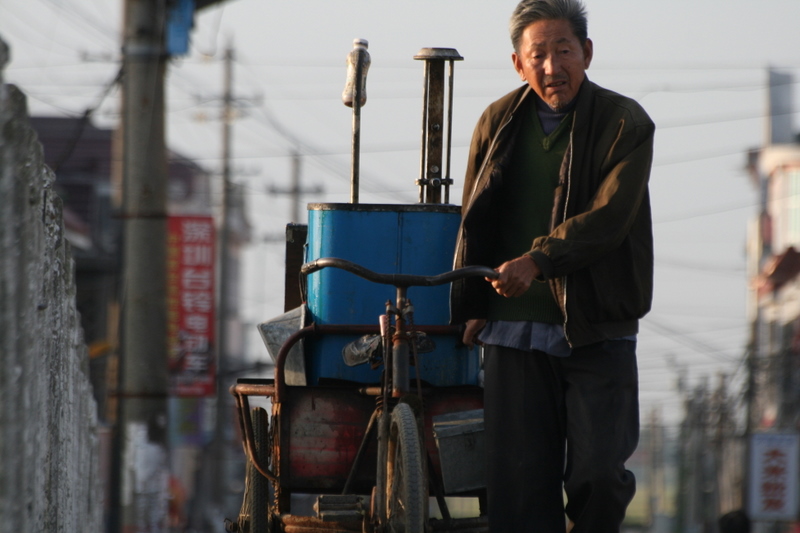 Oct 9 2007 - Changrong village, Jiangsu Prov, China. Morning on the street.