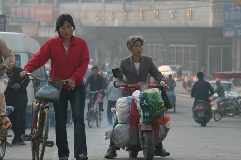 Oct 10 2007 - Wuxi town, Jiangsu Prov, China. Morning.