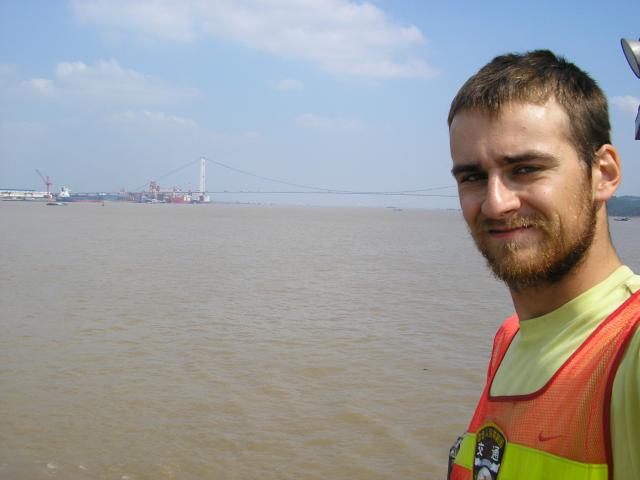 Oct 11 2007 - Crossing the Yangze River (Changjiang)