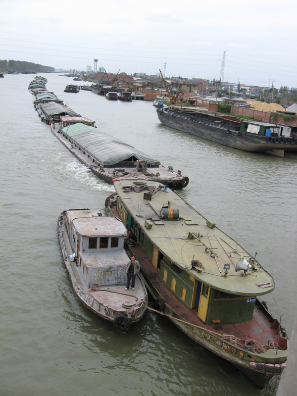 Super long barge.