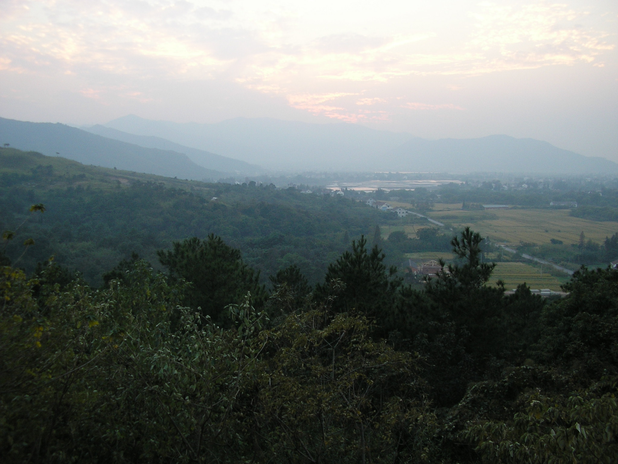 Tai Hu - Our view camping