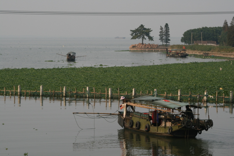 Oct 20 2007 - A large lake west of Shanghai