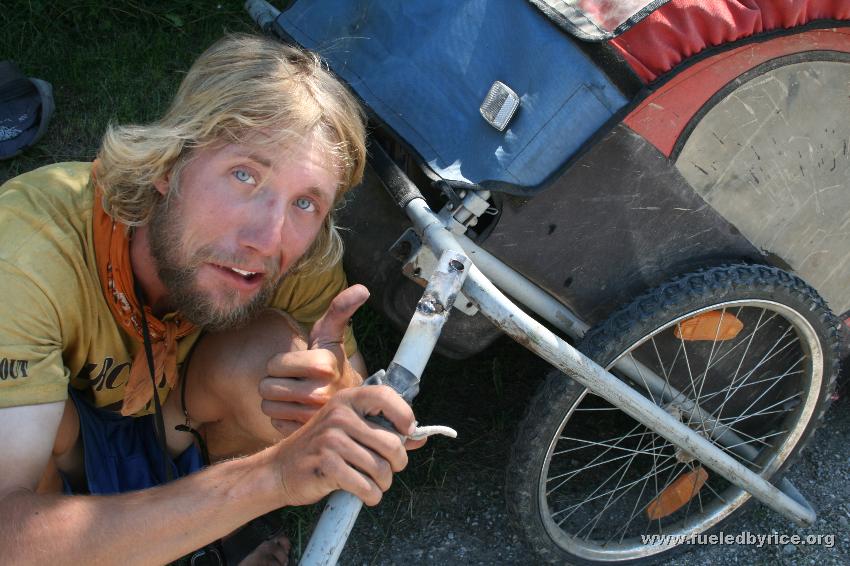 Serbia - Amazingly, Peter found a welder 5min walk away and the man welded the trailer tongue for free, refusing to take my mone